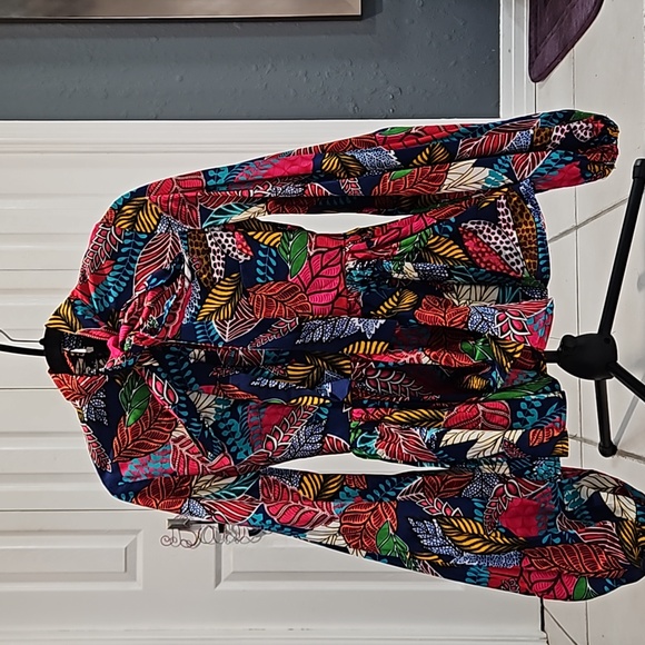 Beautiful Ankara Top - Picture 1 of 6